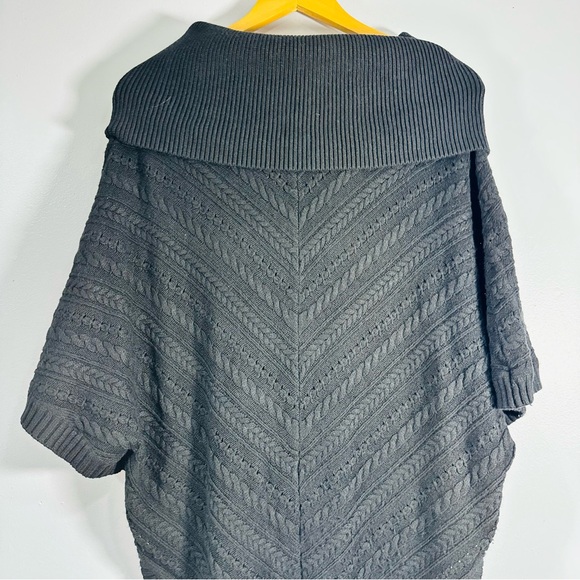 White House Black Market Poncho Knit Silver Button Wool Cowl Neck Open ShawlNWOT - Picture 5 of 7